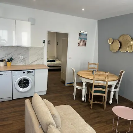 Cosy Petunia - T2 - Centre Apartman